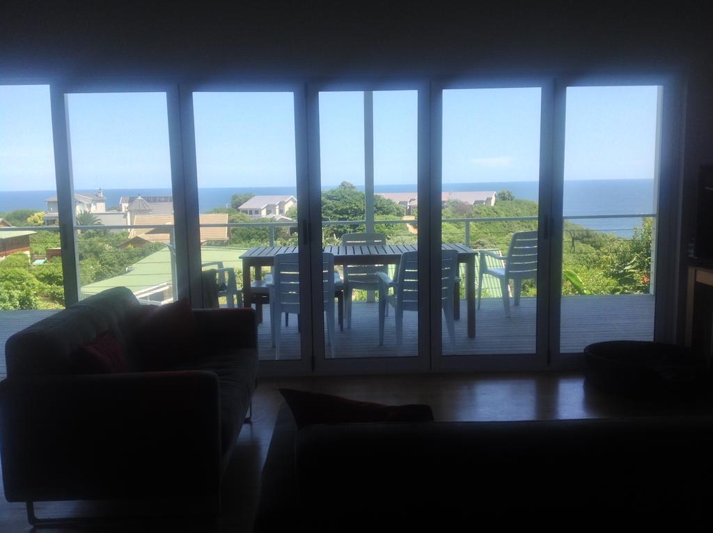 By The Sea Vacation Home Brenton-on-Sea Esterno foto