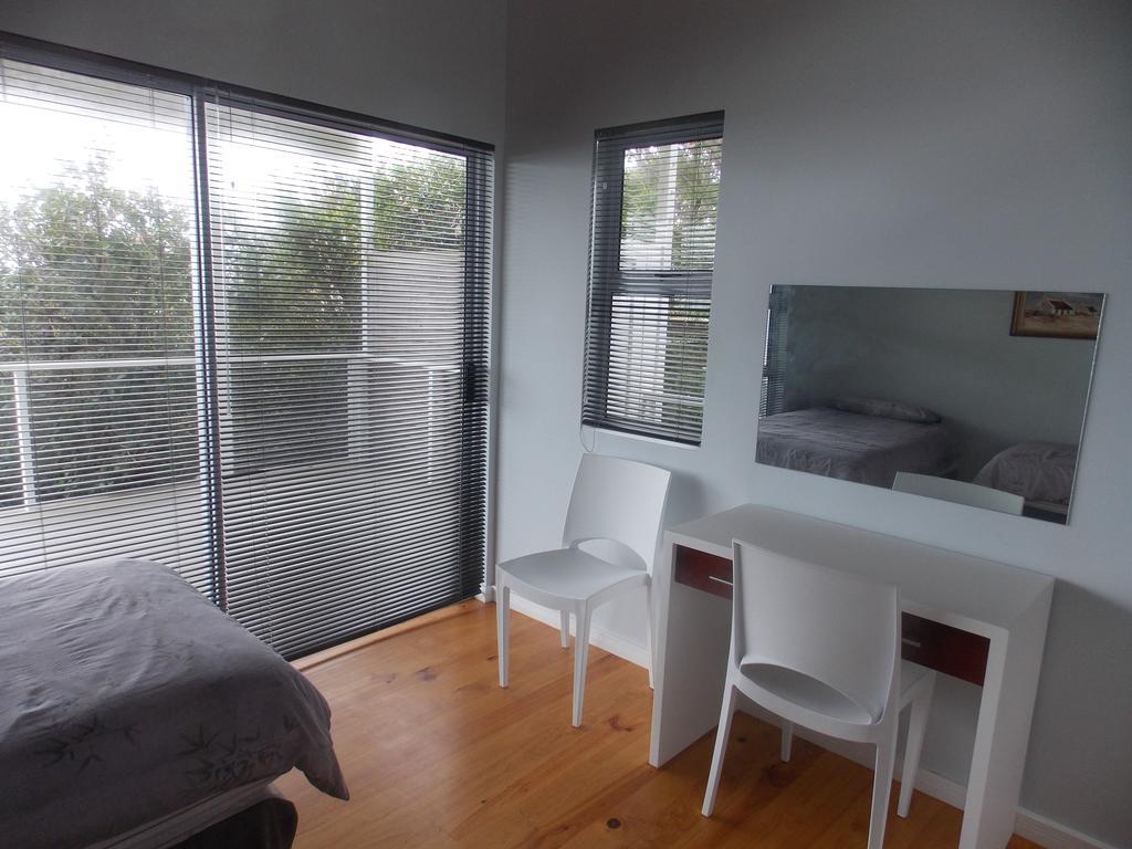 By The Sea Vacation Home Brenton-on-Sea Esterno foto